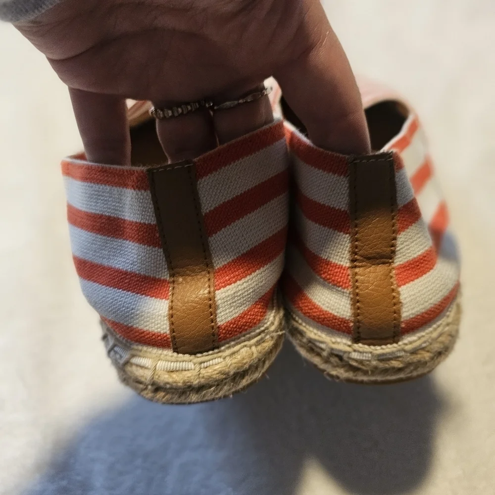 Vionic Size 8 Valeri Canvas Striped Slip On Espadrille Loafers